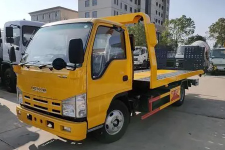 赣州拖车公司道路救援拖车多少钱一辆