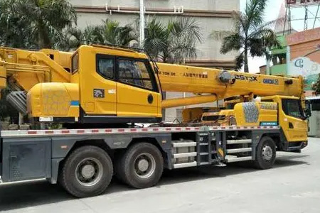 桂林拖车多少钱道路救援拖车价格收费标准