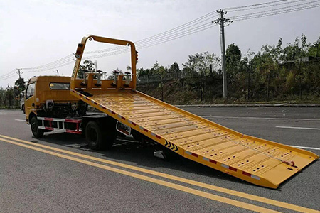 塔城地区公司拖车道路救援拖车多少钱一辆