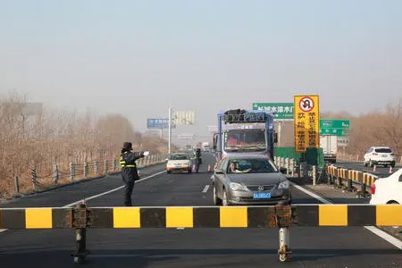 汉中高速拖车道路救援服务