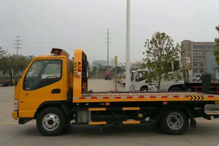 福州事故拖车道路救援服务怎么收费